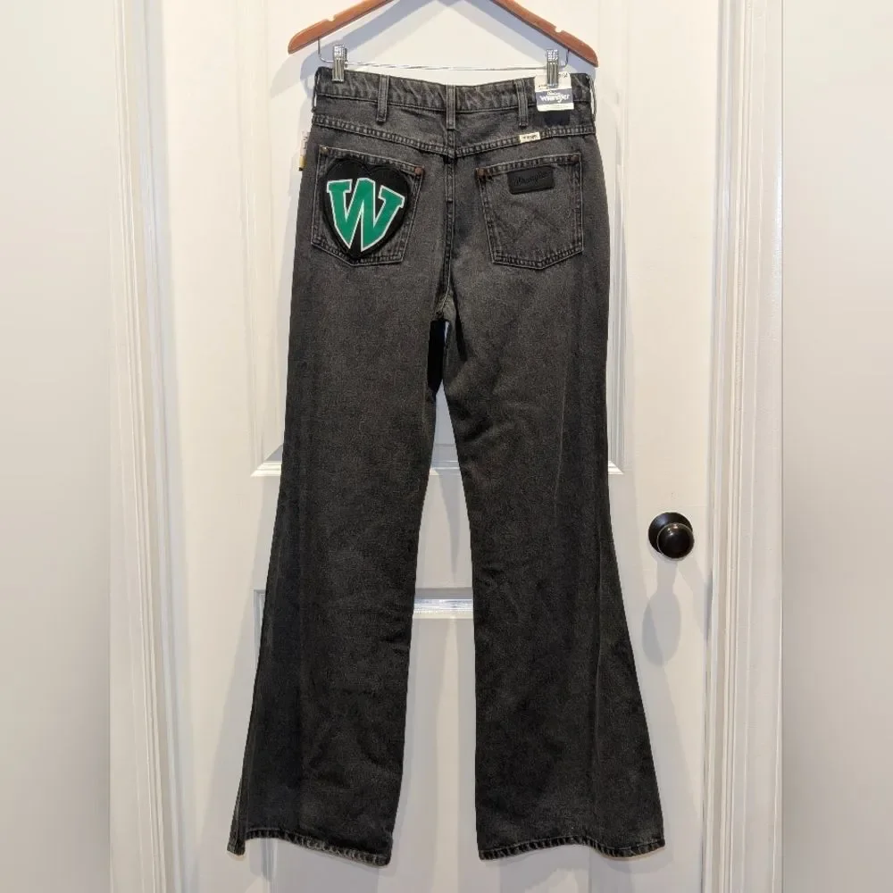 Wrangler Wanderer 622 High Rise Flare Jeans NWT 27x34 Tall Heart Patch Grey - Picture 4 of 16